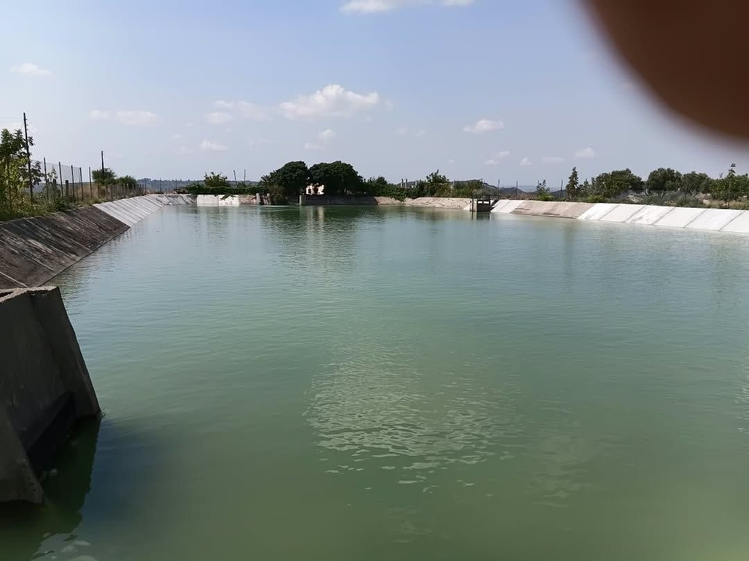 مديرية الموارد المائية باللاذقية تتابع واقع الري وأعمال الصيانة في منظومة سد طرجانو